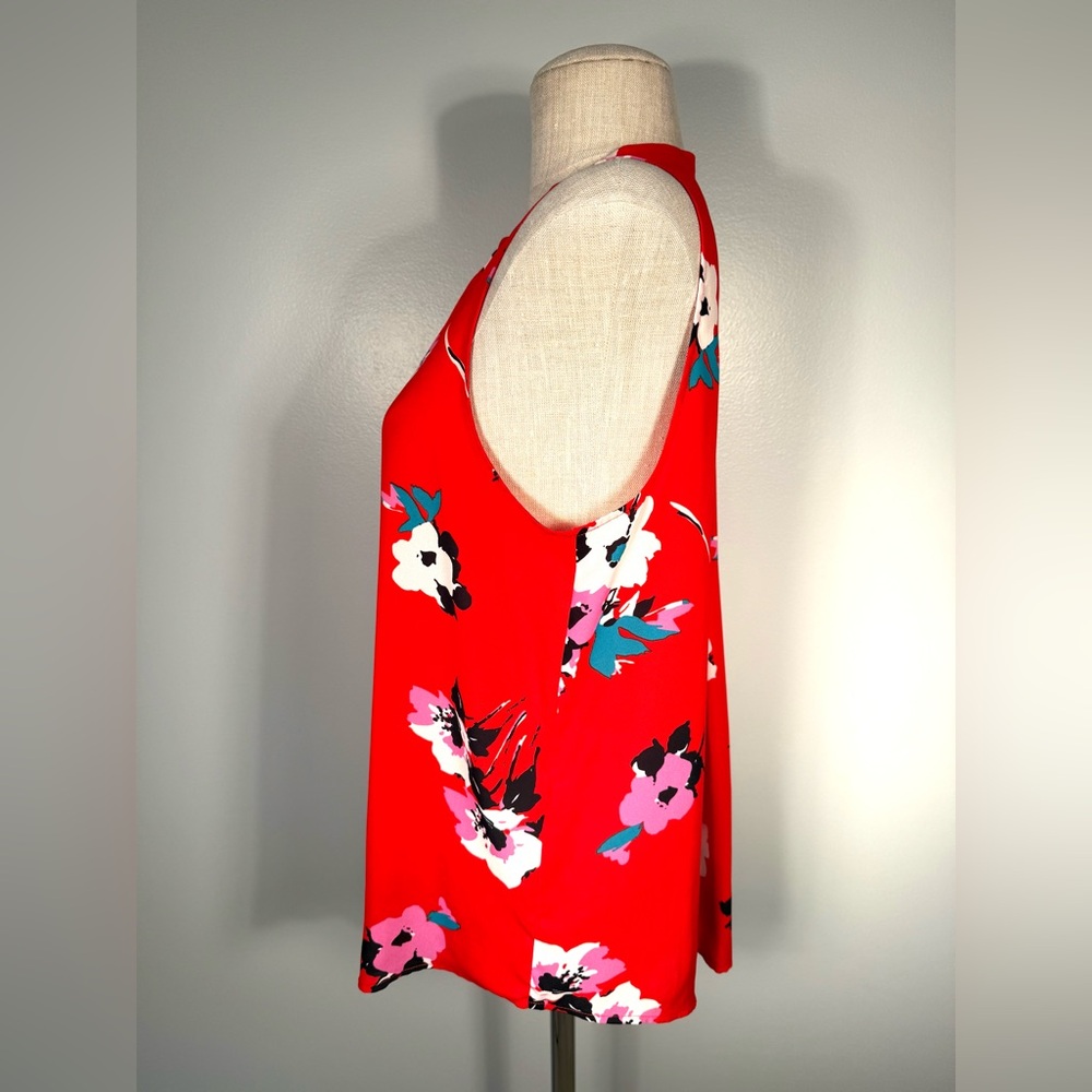 41 Hawthorn Breyson Pleated Red Tropical Floral Sleeveless V-Neck Blouse - Picture 6 of 10